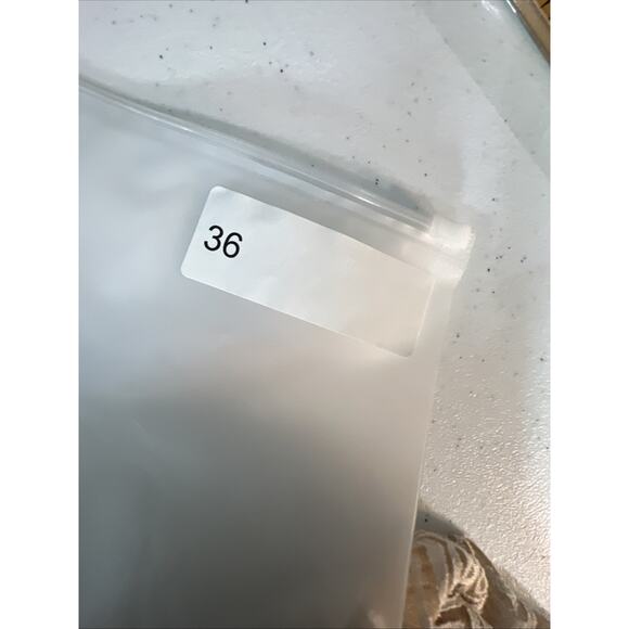 Chico's Large chicos Popover Top Size 2 Beige Geometric Boho Lace embroidered - Picture 9 of 9